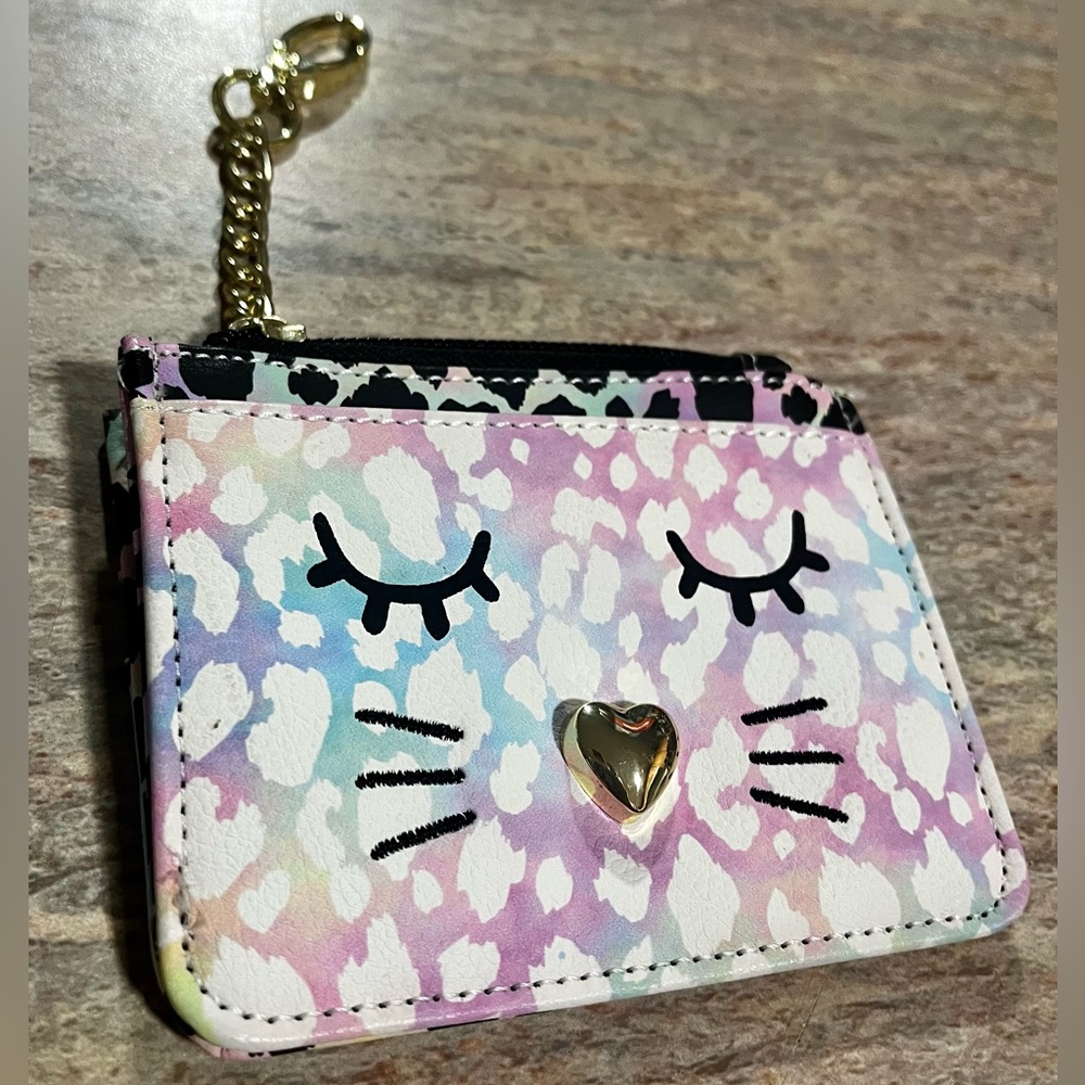 Betsey Johnson tie dye small zippered wallet with chained gold clip